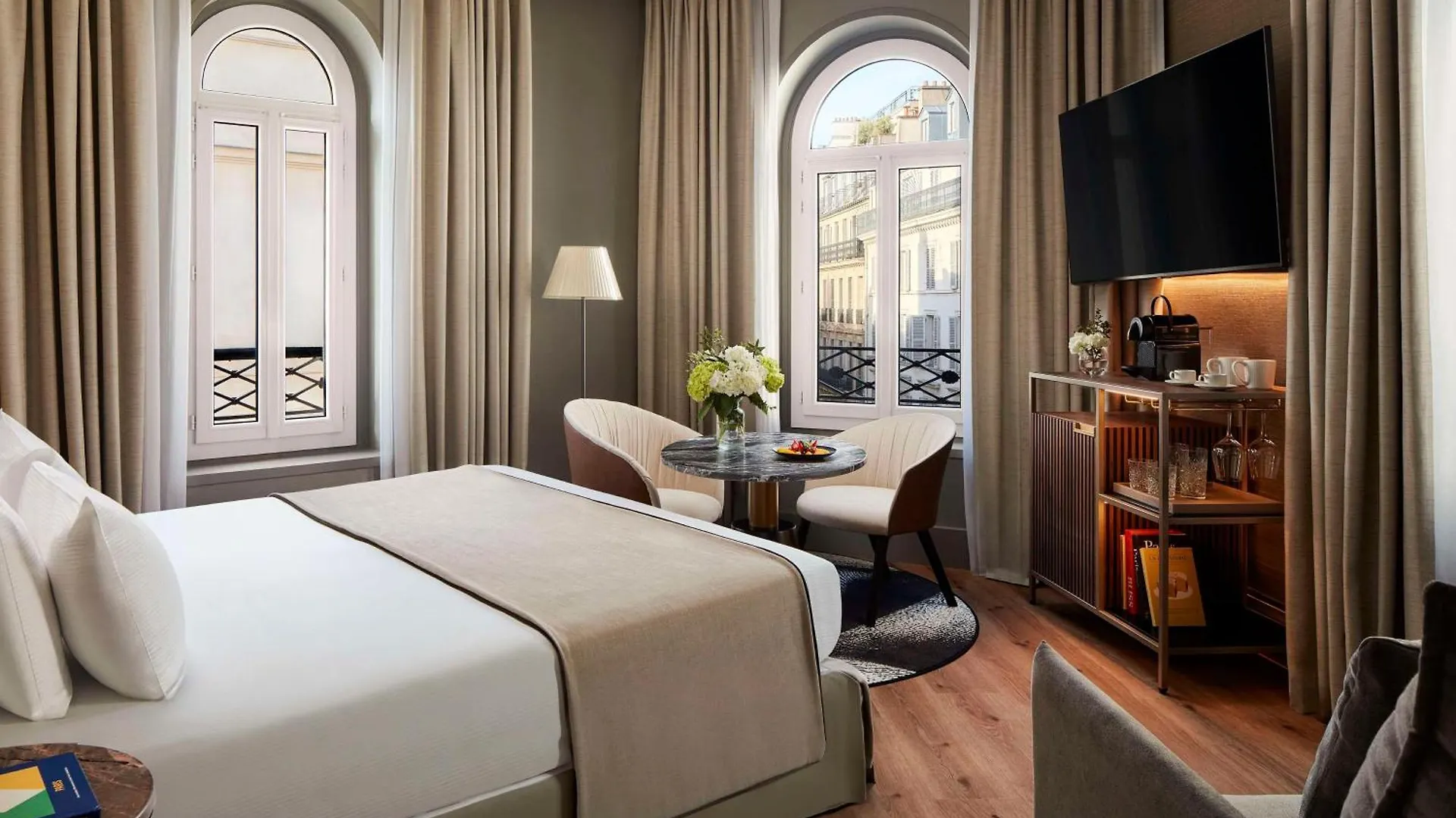 Hotel Beauchamps Paris