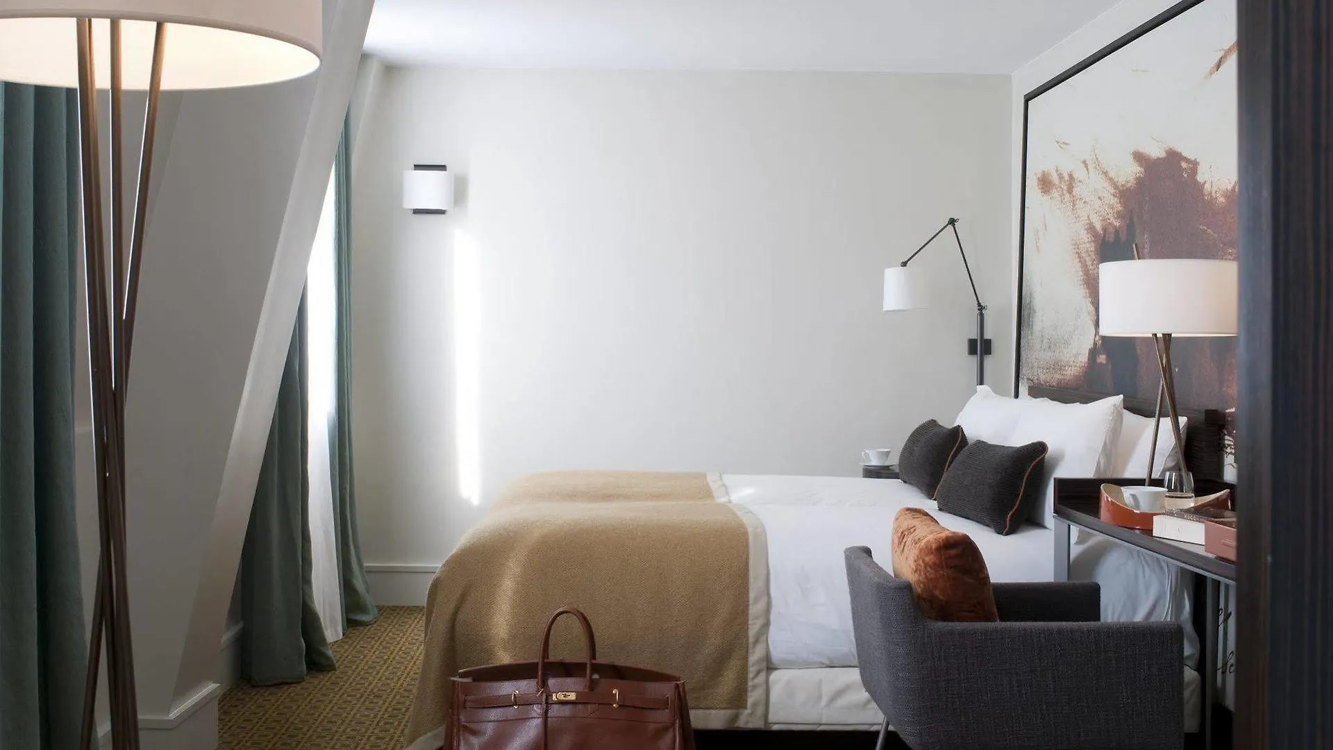 Beauchamps Hotel